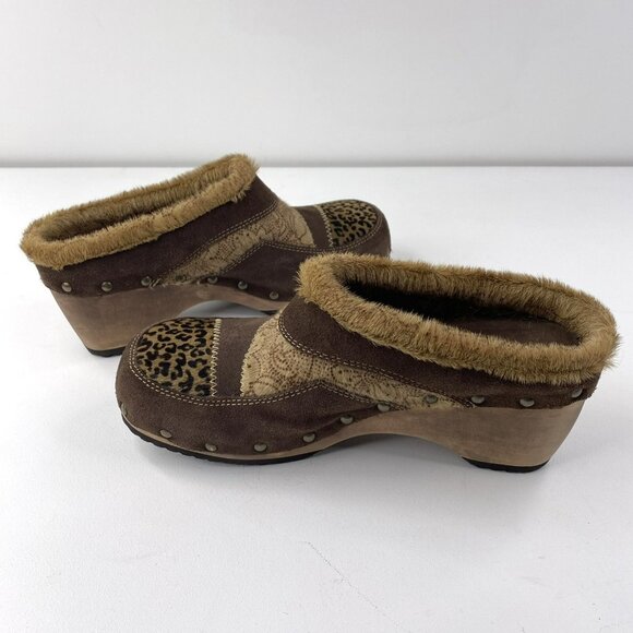 Y2K Clogs Shoes Womens Size 8.5 Wooden Heel Studded Animal Print Boho Hippie - Picture 7 of 9